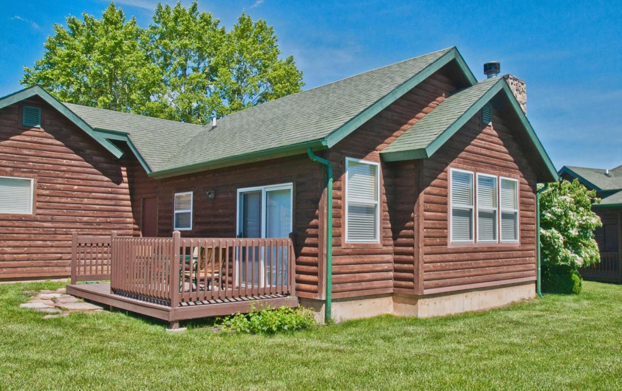 The Lodge At Old Kinderhook Camdenton Exteriör bild