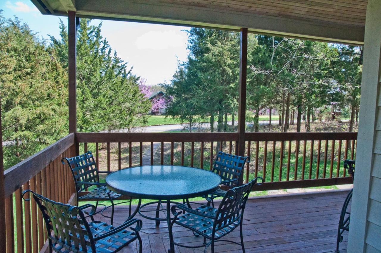 The Lodge At Old Kinderhook Camdenton Exteriör bild