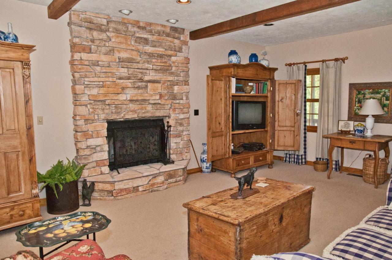The Lodge At Old Kinderhook Camdenton Exteriör bild
